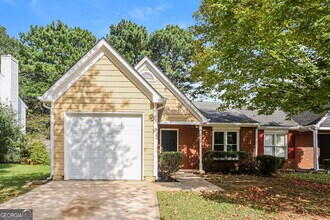 Building Photo - 8062 S Bay Ct
