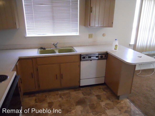 Foto del edificio - 215-221 Bonnymede Rd