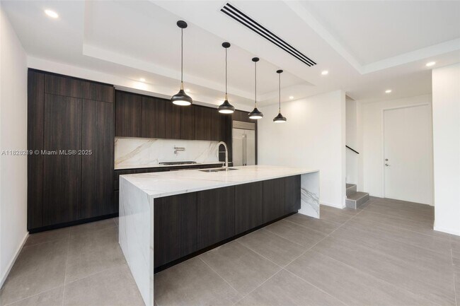 Foto del edificio - 7510 SW 100th St