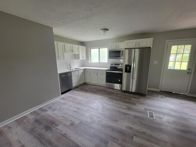 Building Photo - 3054 Wadsworth Ct