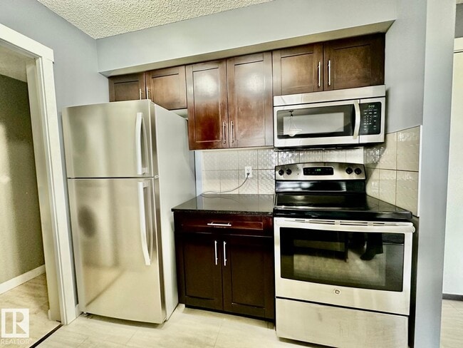 Building Photo - 1510 Watt Dr SW