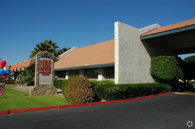 Building Photo - Arbor Creek