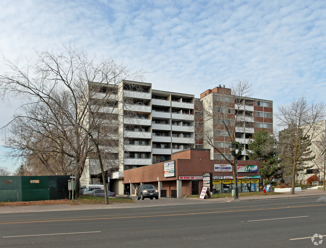 Primary Photo - Richmond Hill Heights