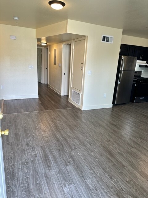 Foto del edificio - 322-324 E 33rd St