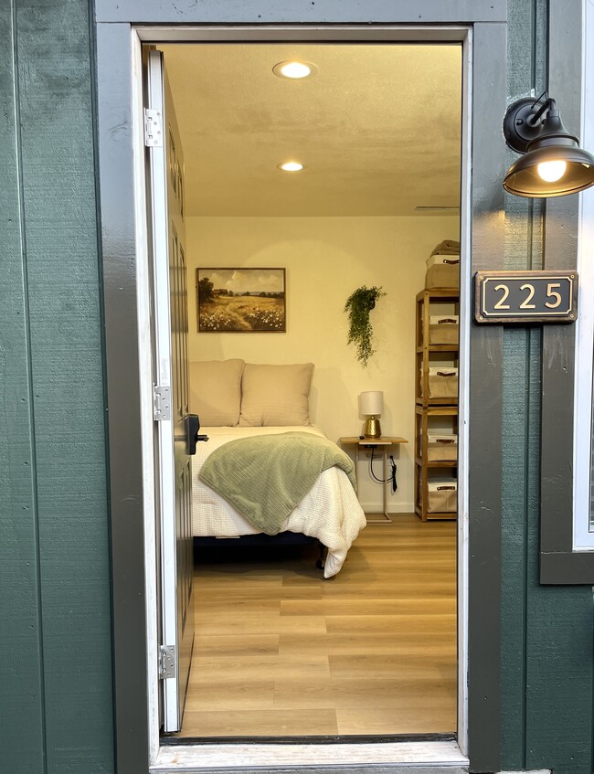 Foto del edificio - 225 E Branch St