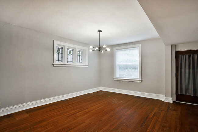 Building Photo - 4710 Arsenal St