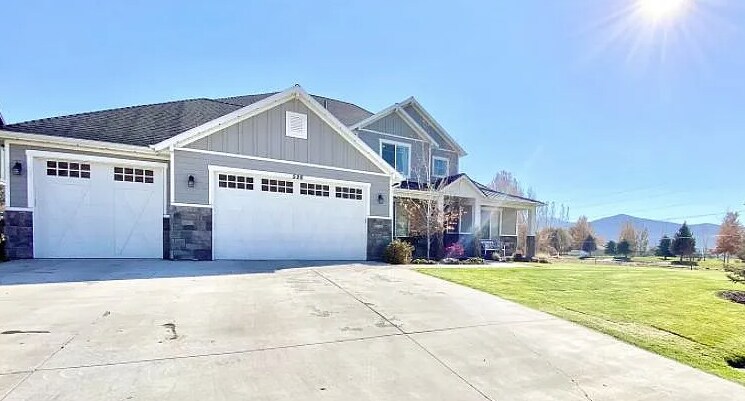 Foto principal - 526 W Cascade Meadows Loop