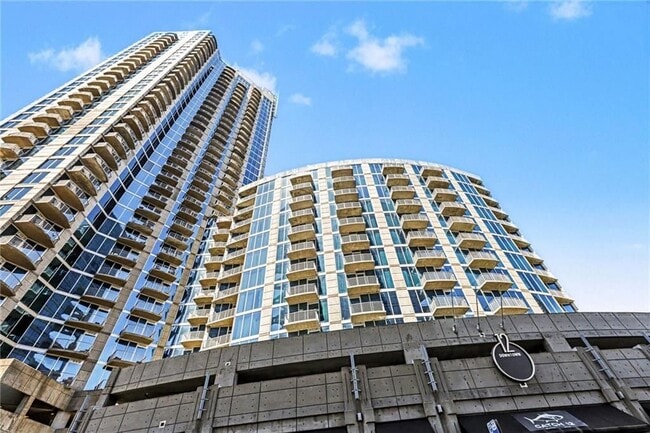 Building Photo - 400 W Peachtree St NW