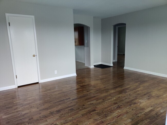 Building Photo - 28725 203rd St