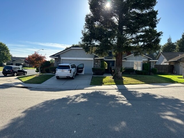 Primary Photo - 4450 Sturgeon Rd