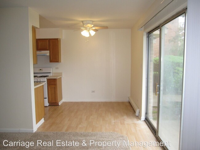 Building Photo - 1077 Dickens Way