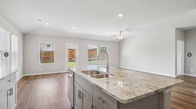 Building Photo - 2120 Rannoch St