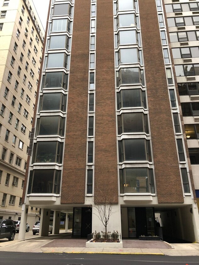 Primary Photo - 227 E Walton Pl