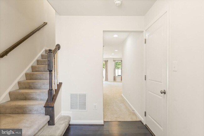 Foto del edificio - 41715 McMonagle Square