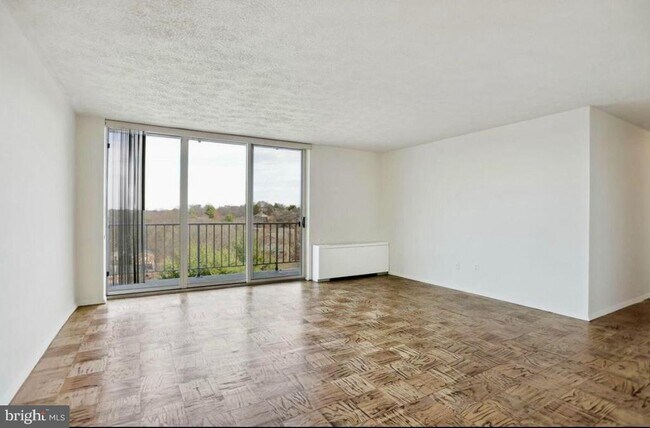 Foto del edificio - 4520 King St