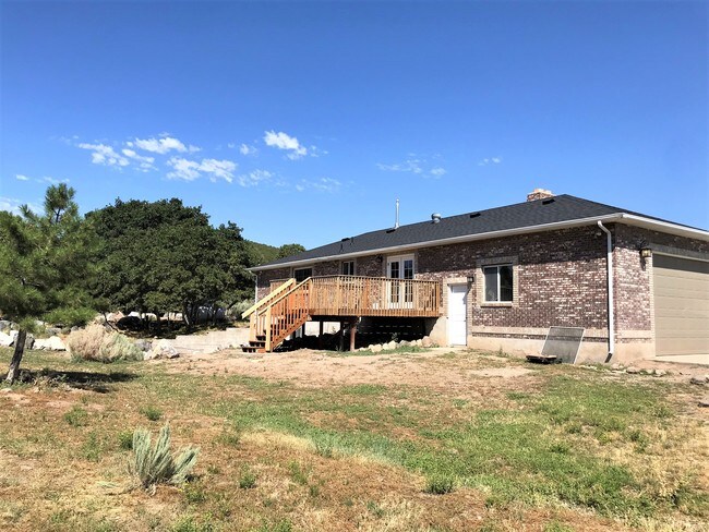Foto del edificio - 14715 Rose Canyon Rd