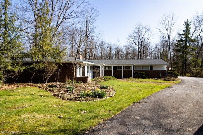 Foto del edificio - 28499 S Woodland Rd