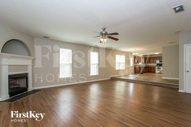 Building Photo - 4523 Beau Point Ct SW