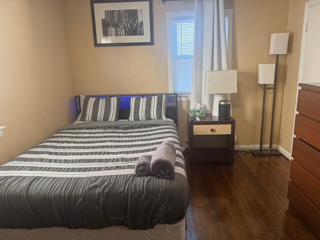 Foto del edificio - 7700 Chicago Ave