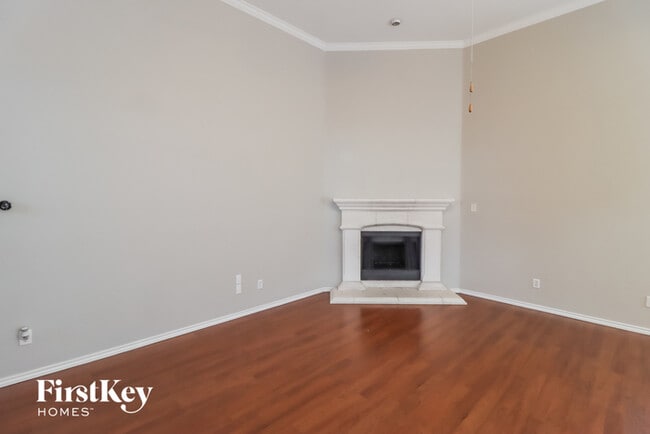 Building Photo - 1104 Hearthstone Dr