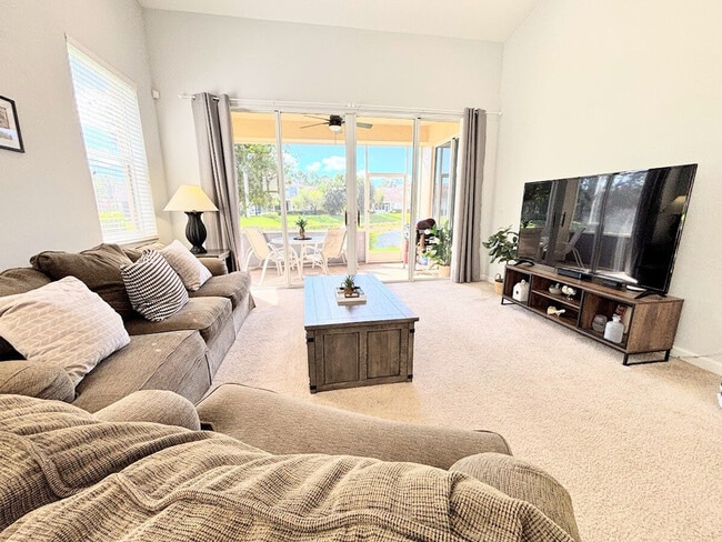 Foto del edificio - 9225 Wentworth Ln