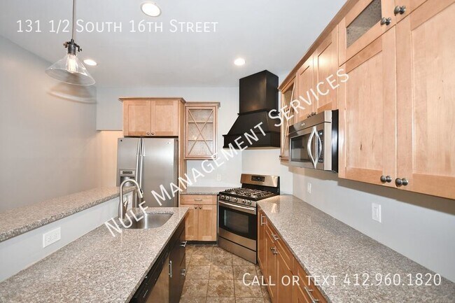 Foto del edificio - Short Term Lease