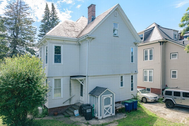 Building Photo - 11 Cambria St