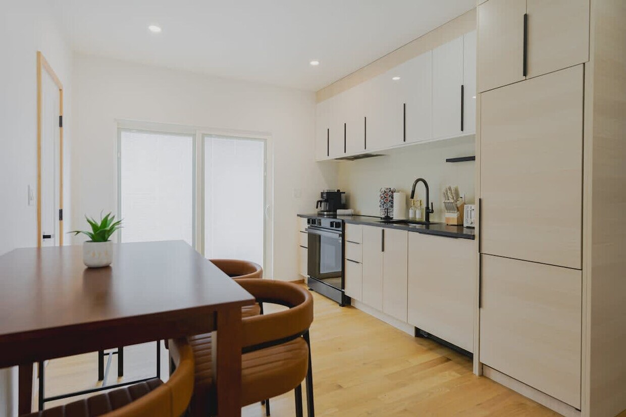Foto principal - 95 Bennington St