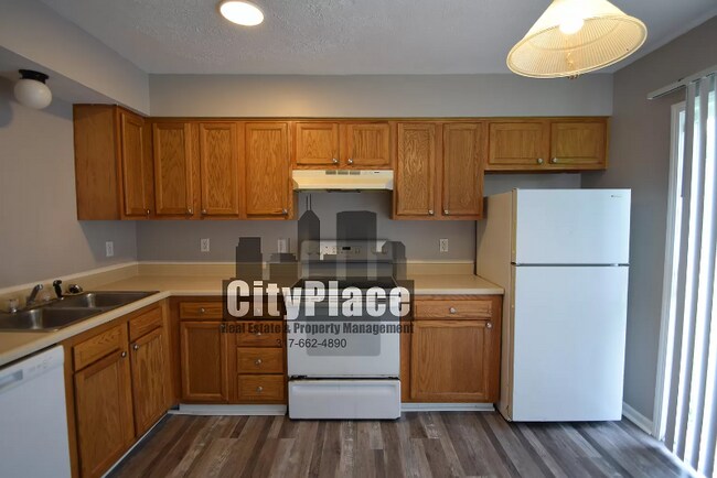 Building Photo - 523 Narrow Brook Drive