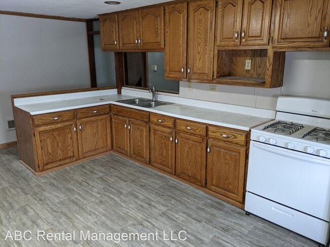 Foto del edificio - 3 br, 1 bath House - 1303 Neva Rd