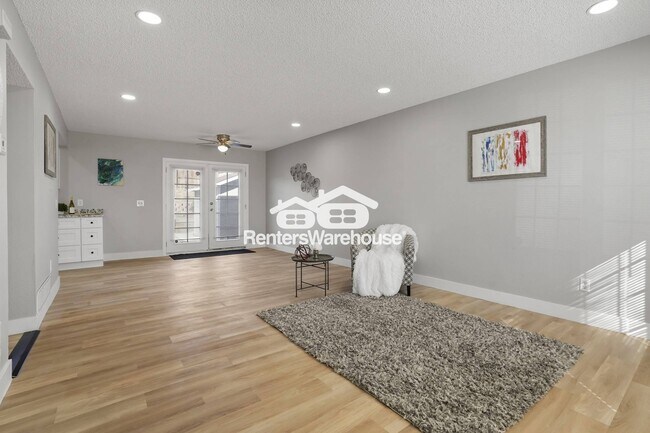 Building Photo - 1321 W 135th Dr