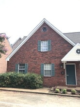 Building Photo - 503 S Montgomery St