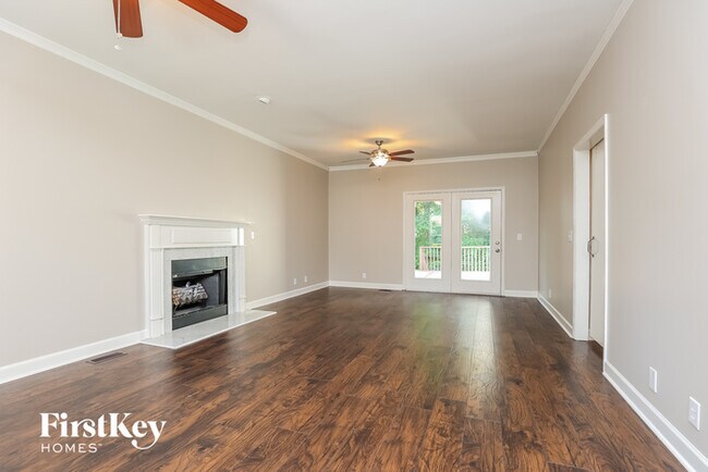 Foto del edificio - 221 Shoemaker Ct