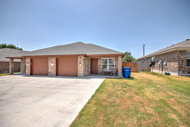 Building Photo - 1311 Liberation Ln