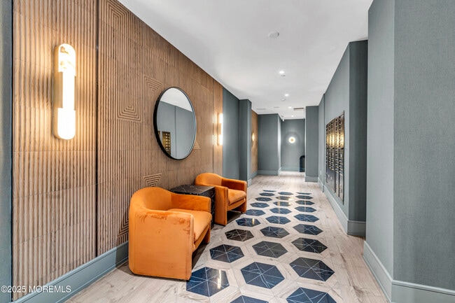 Foto del edificio - 527 Bangs Ave