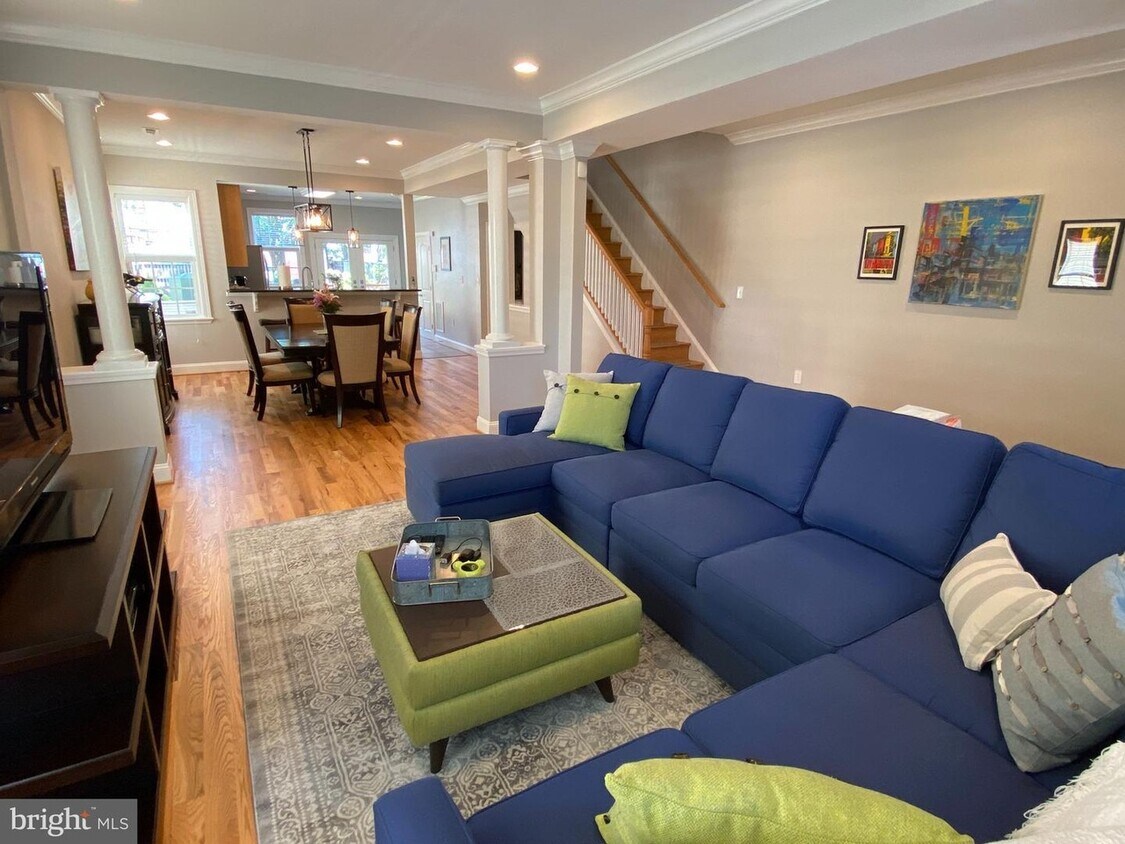 Foto principal - 525 Irving St NW