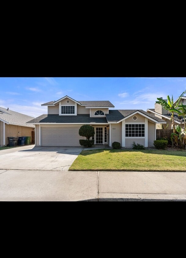 Foto principal - 900 Grandview Cir