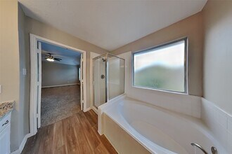 Building Photo - 14706 Trailbrook Dr