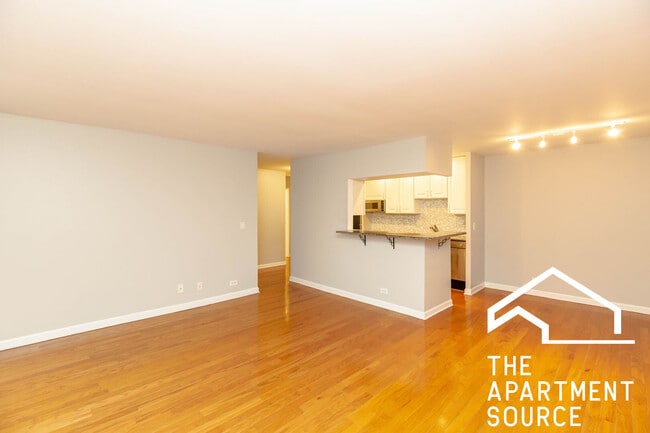 Foto del edificio - 744 W Gordon Terrace