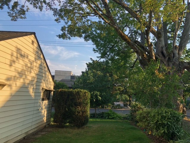 Building Photo - 257 C Ave