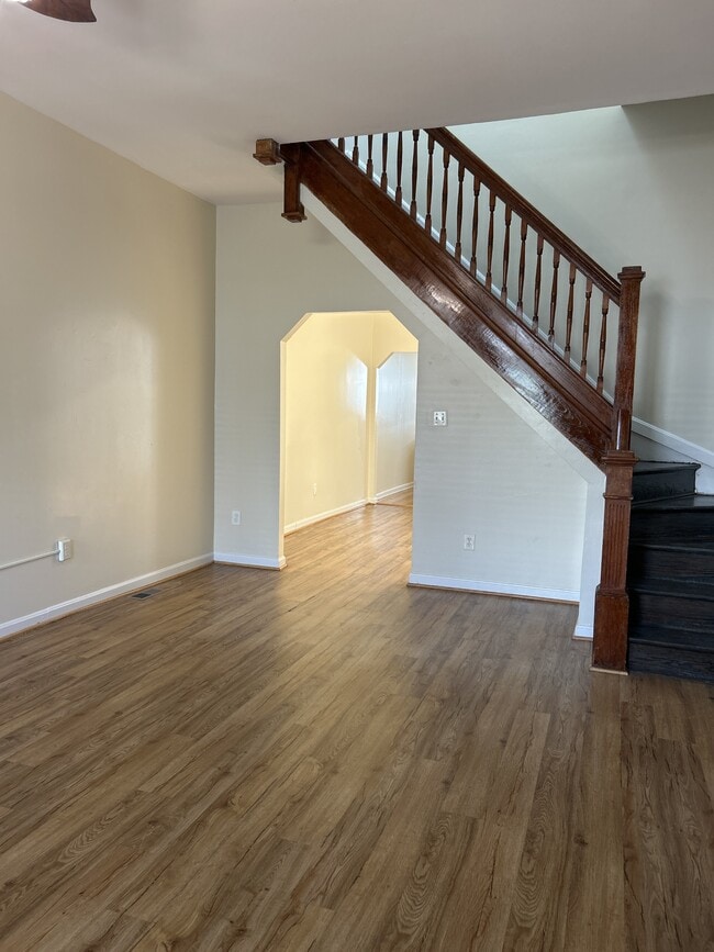 Building Photo - 1604 Moreland Ave