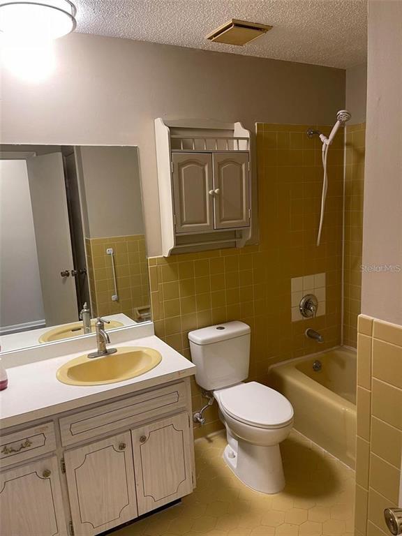 Foto del edificio - 4430 NE Jacksonville Rd