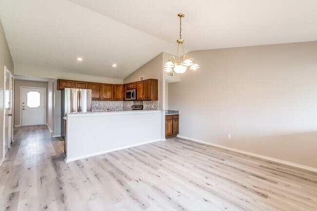 Building Photo - 4008 Shackelford Dr