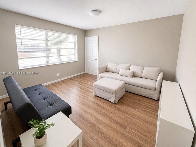 Foto del edificio - 375 SW 19th Ave