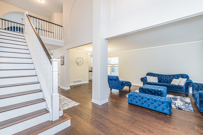 Building Photo - 173 Regency Dr