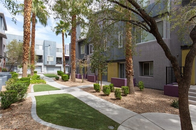 Building Photo - 9050 W Tropicana Ave