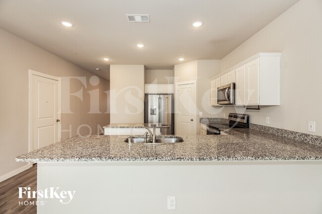 Foto del edificio - 308 Niki Dr