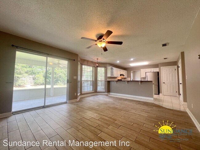 Foto del edificio - 4 br, 2.5 bath House - 453 Forest Glen Place