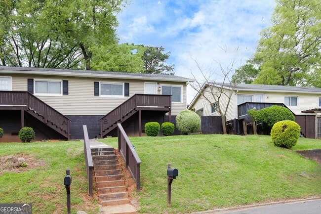 Building Photo - 1040 Herndon St NW