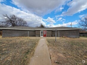 Building Photo - 2410 Louise Dr